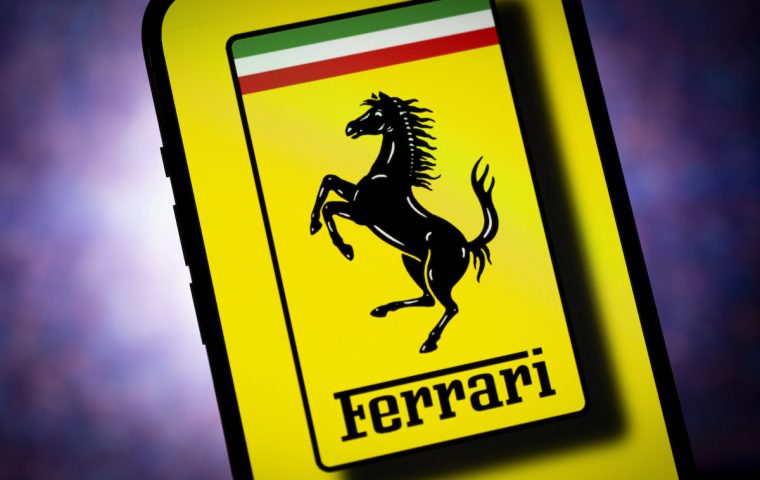 Ferrari schlägt Hermès: Der neue König der Luxuswelt