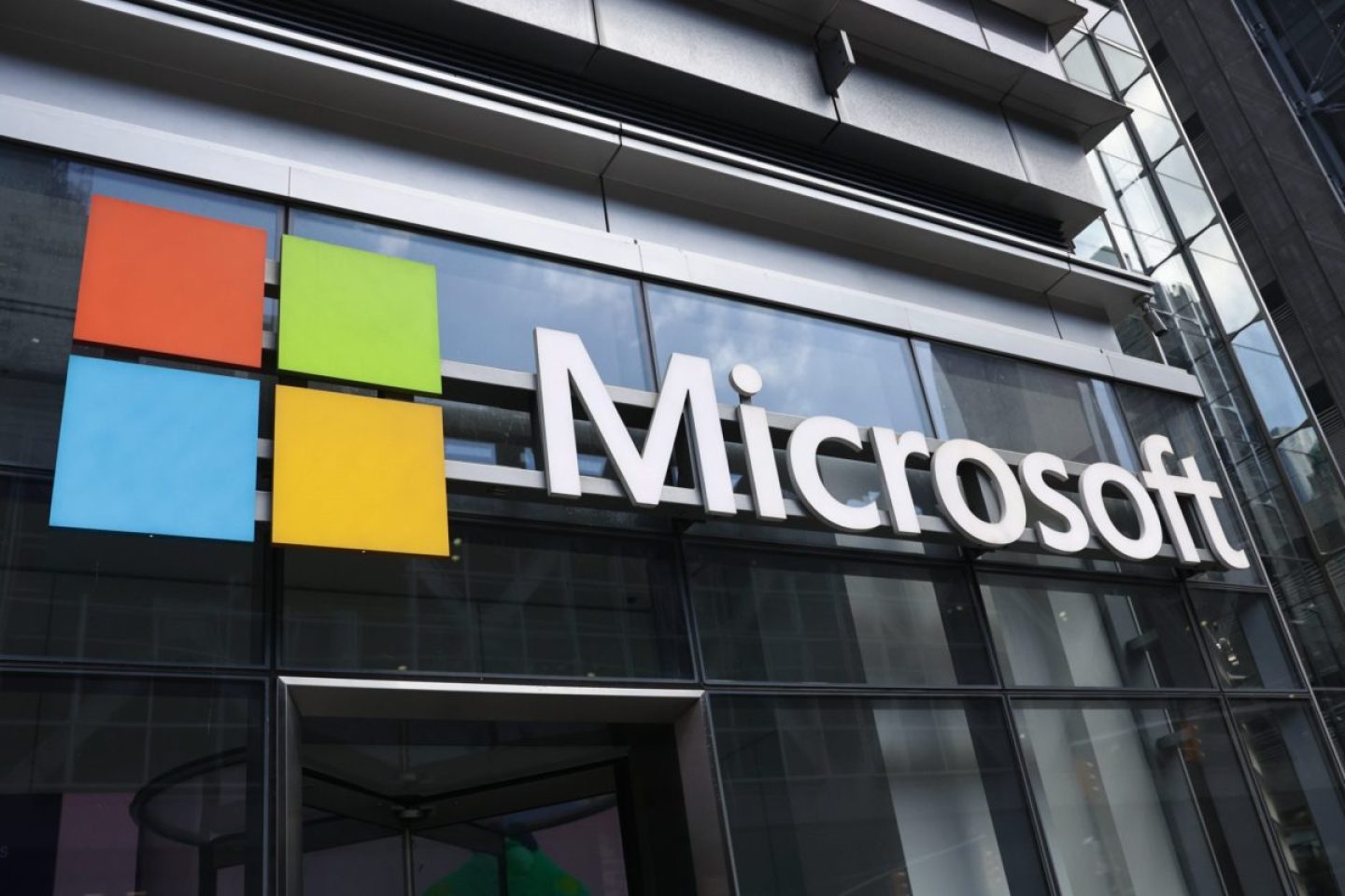 Microsoft setzt ganzes Team auf die Straße: Diversität und Inklusion „nicht mehr geschäftsrelevant“ 