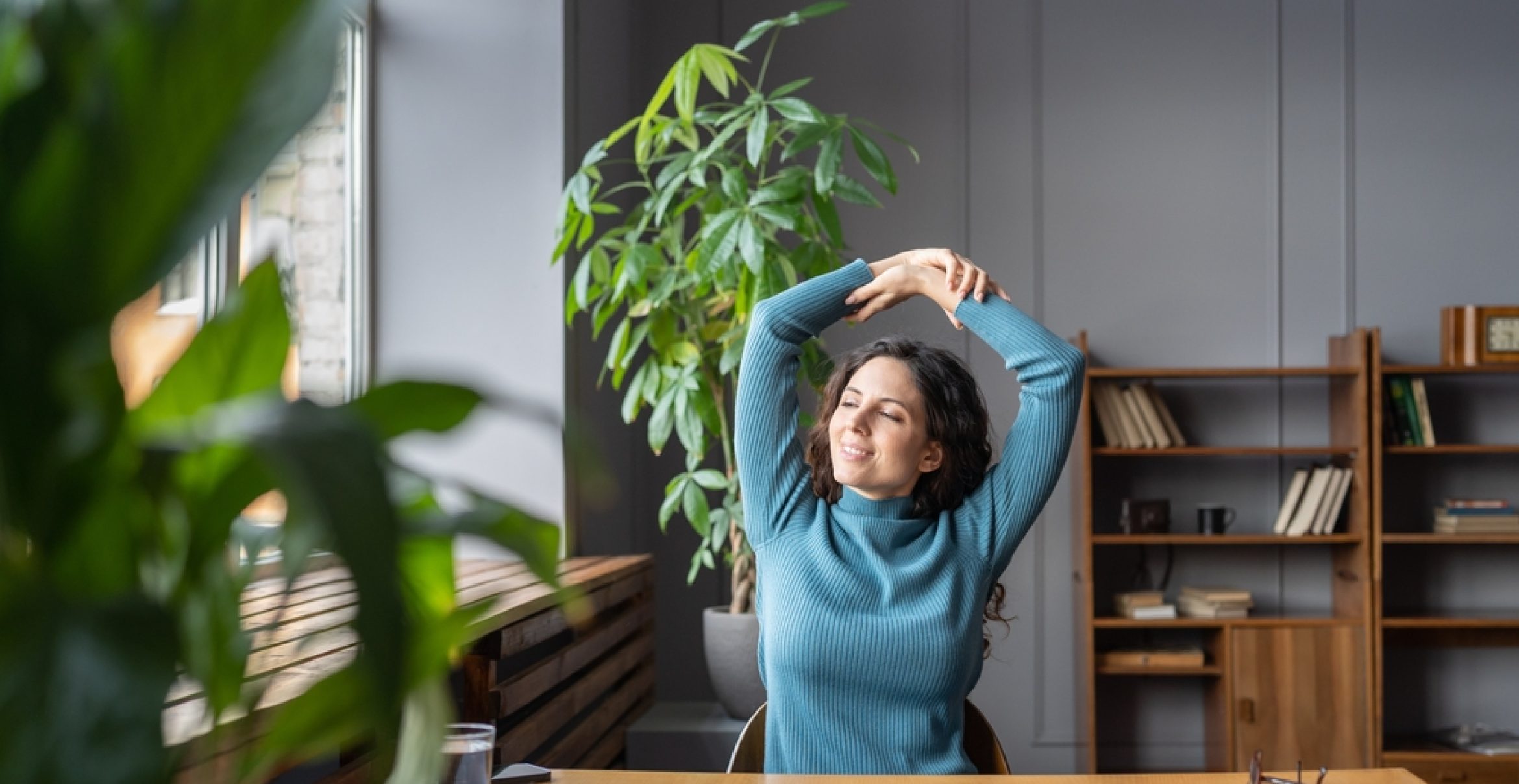 Schluss mit Büro-Rücken: Geniale Übungen gegen Schmerzen!