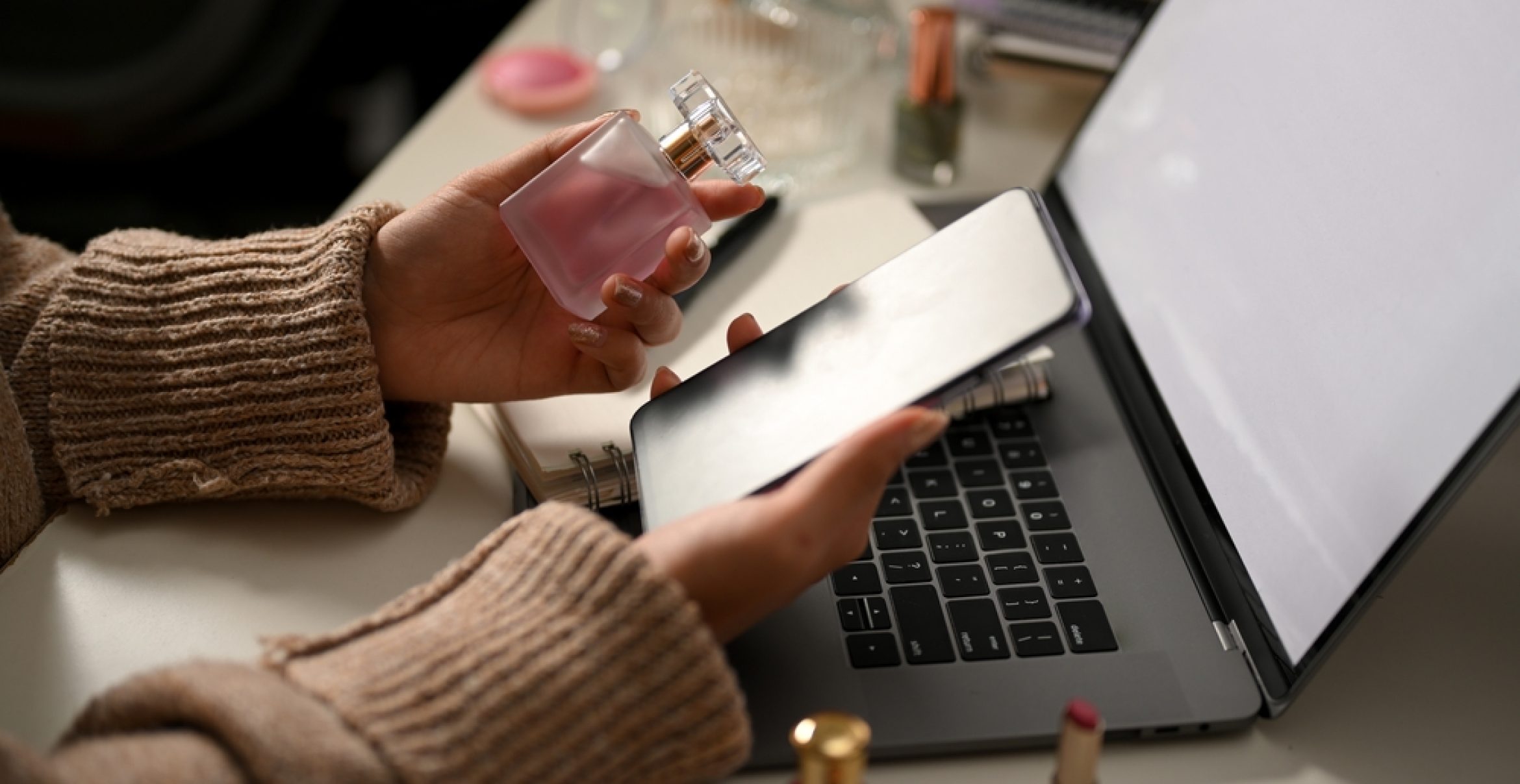 Parfüm im Büro: So gelingt der perfekte Duft ohne Überdosis!