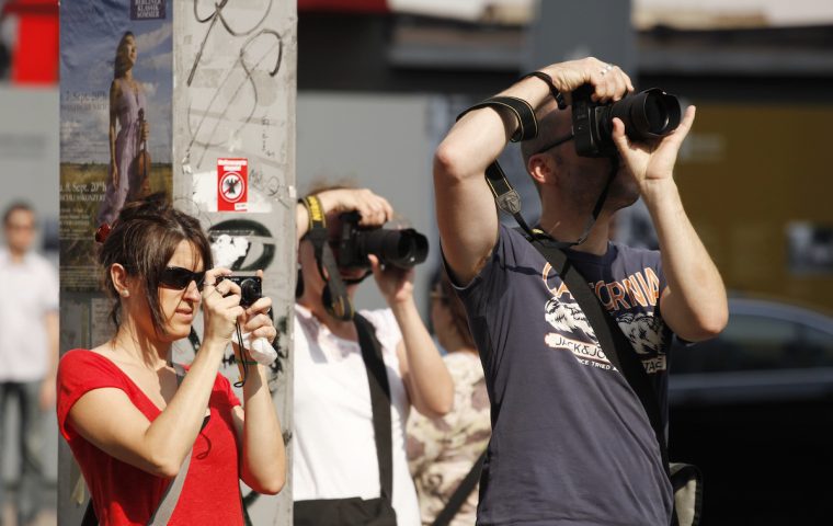 Touristenfallen entlarvt: Checkpoint Charlie auf Platz 2!