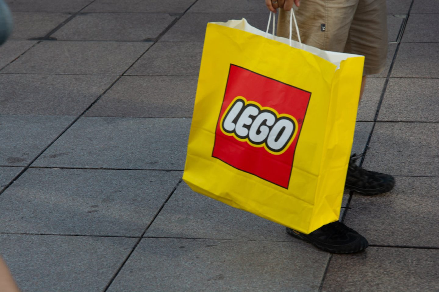 Lego legt zu: Umsatz explodiert trotz Krisenjahr!