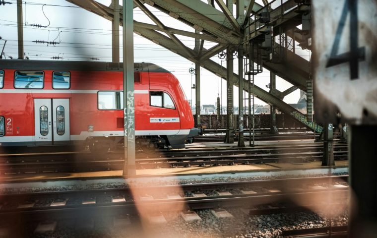 Deutsche Bahn entlässt bald 30.000 Mitarbeitende