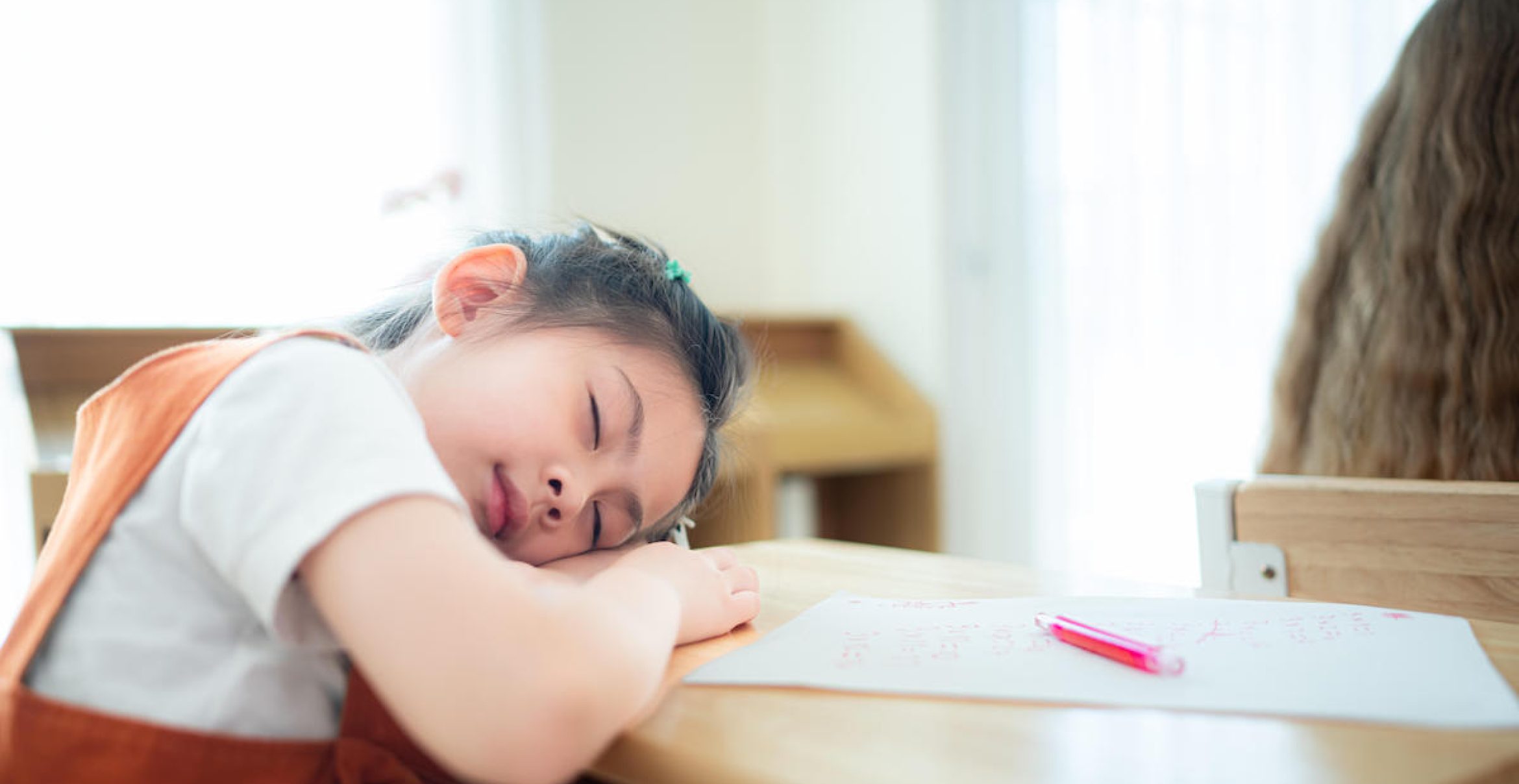 Schulstart um 8:30 Uhr? Warum Kinder dann besser lernen!