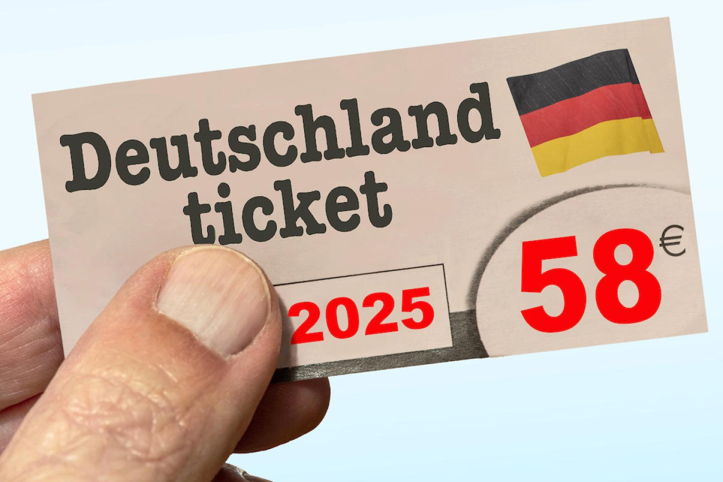 Deutschlandticket: Preis steigt auf 58 Euro – Droht jetzt das Kunden-Aus?