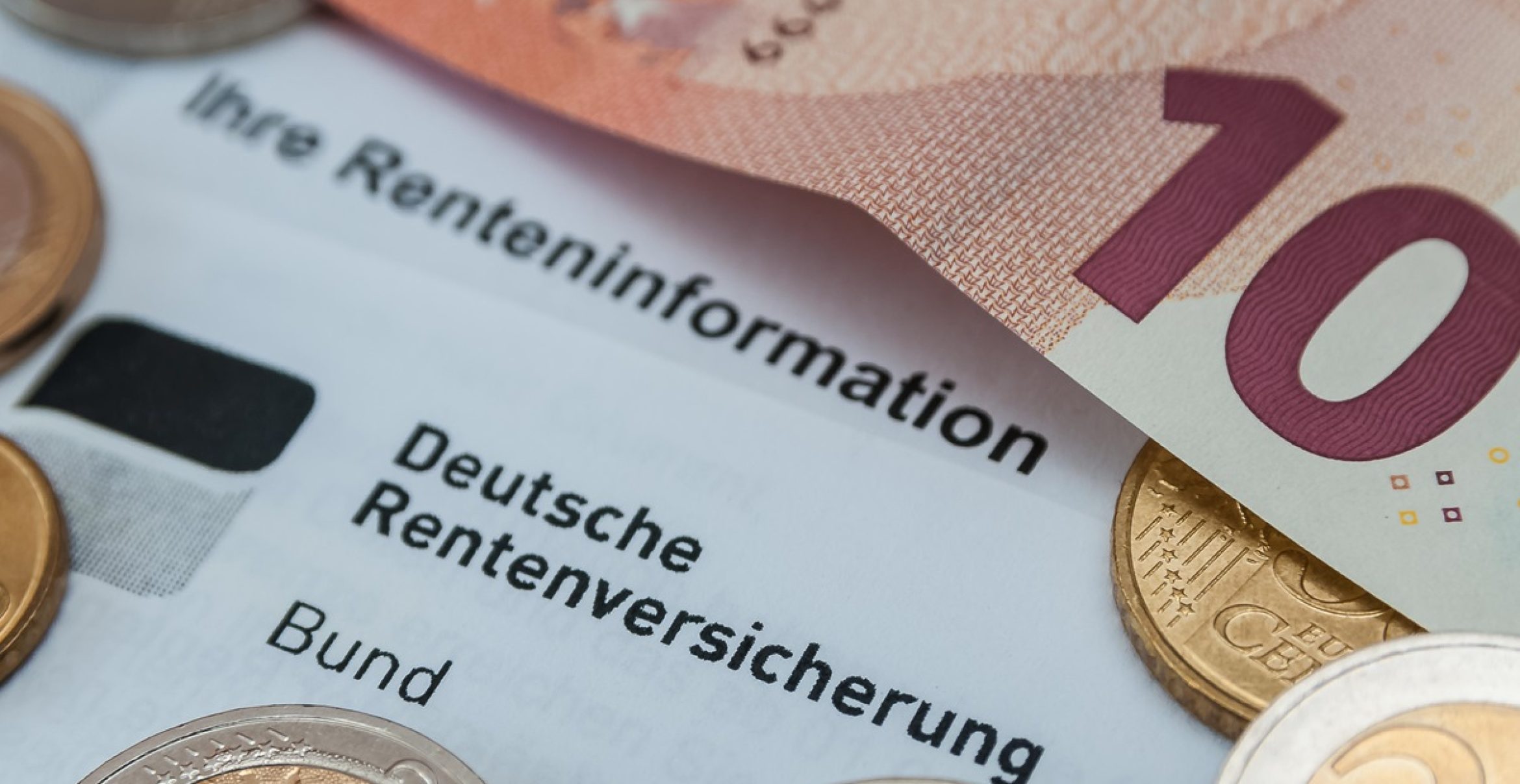 Renten-Expertin verrät: SO sicherst du dich gut fürs Alter ab