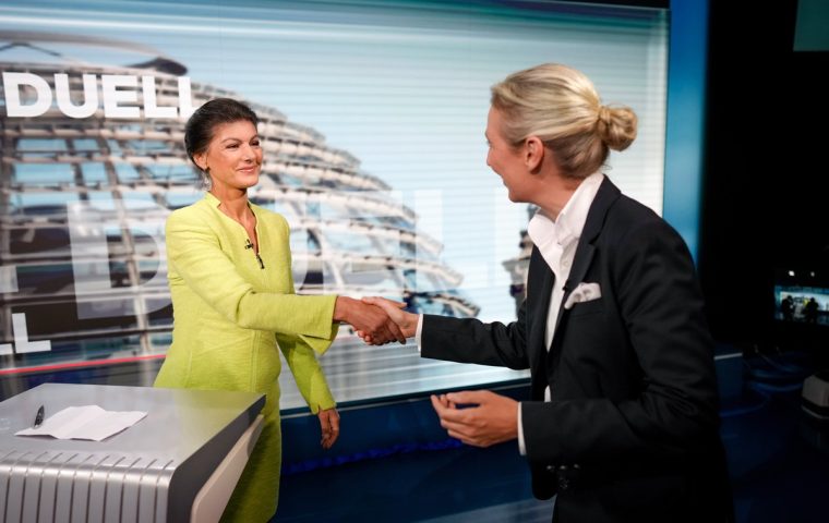 Weidel vs. Wagenknecht im TV-Duell: SO rechts ist Weidel auf einer Skala von eins bis zehn laut Wagenknecht