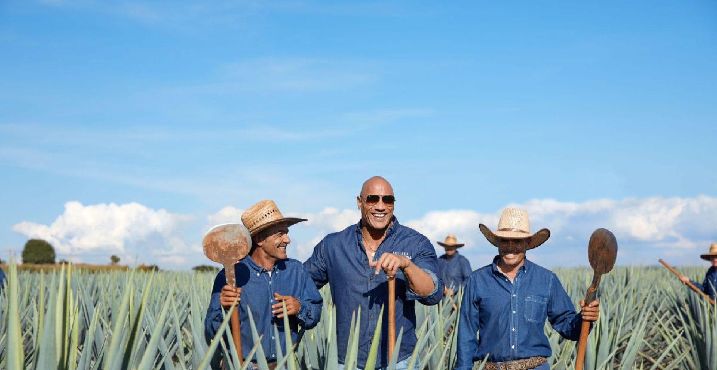 Dwayne “The Rock” Johnson schenkt Deutschland „Mana“: Teremana Tequila startet mit Jägermeister