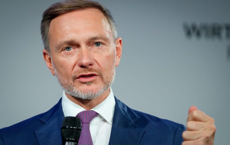 Christian Lindner auf der IPO Night: „Ich verfolge in meinem politischen Leben das Prinzip der Unanscheißbarkeit“