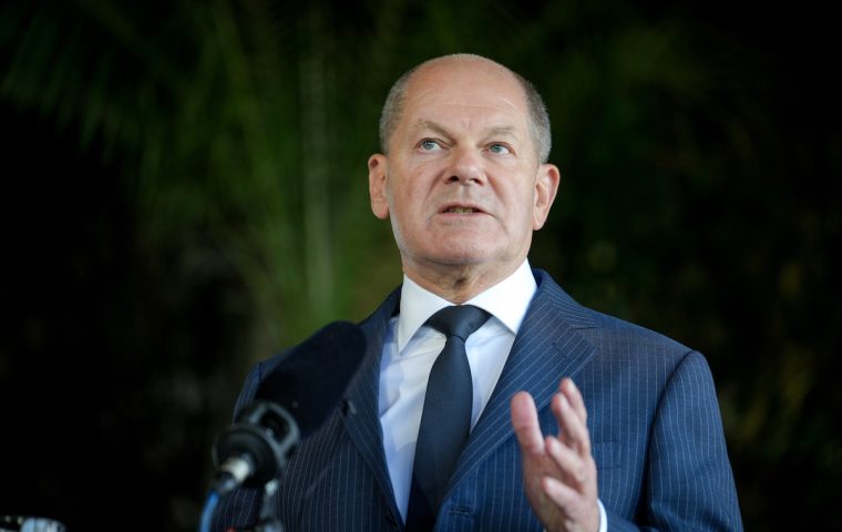 Olaf Scholz: Verdient der Kanzler genug?