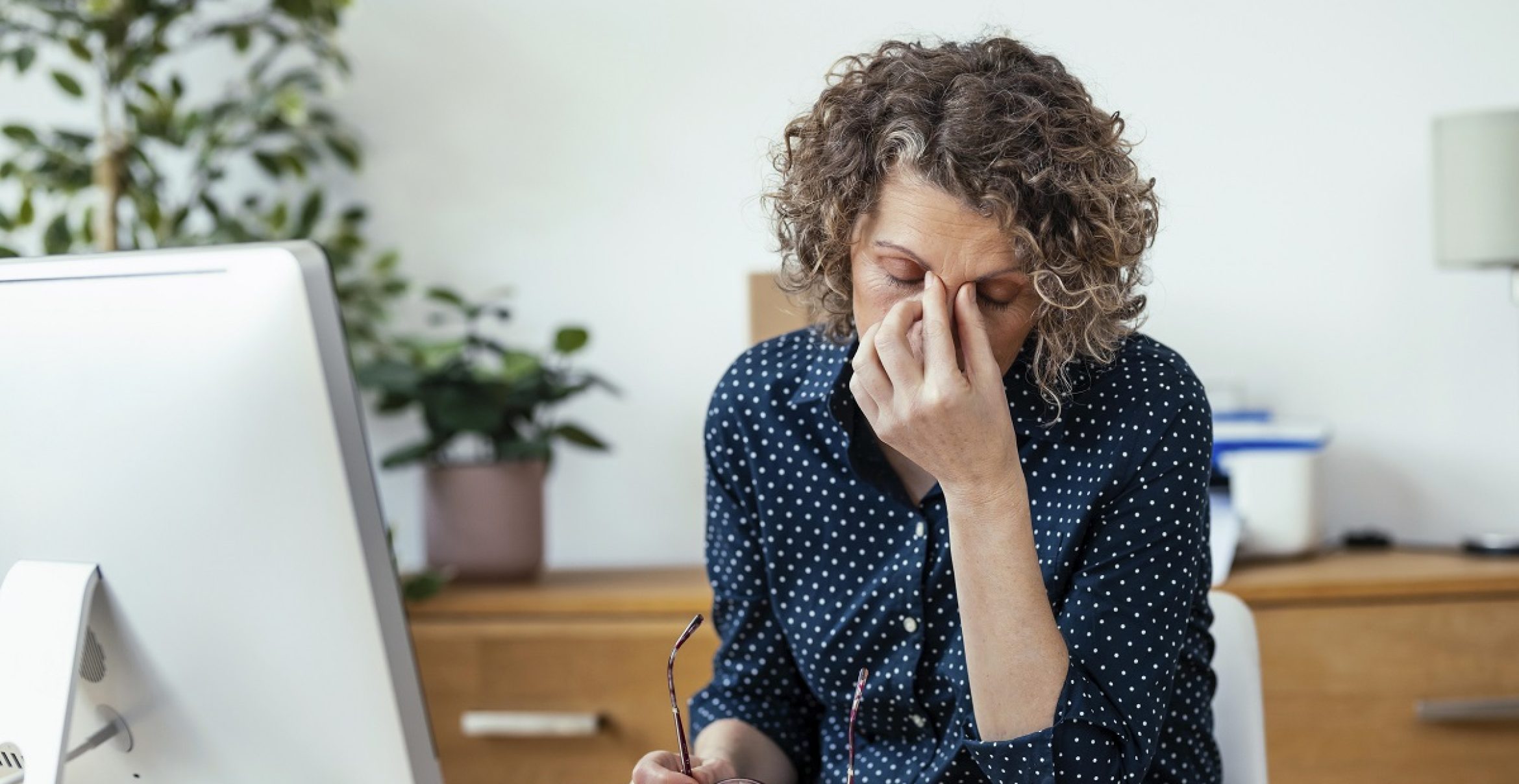 Bildschirmarbeit: So bleiben Augen und Kopf fit!