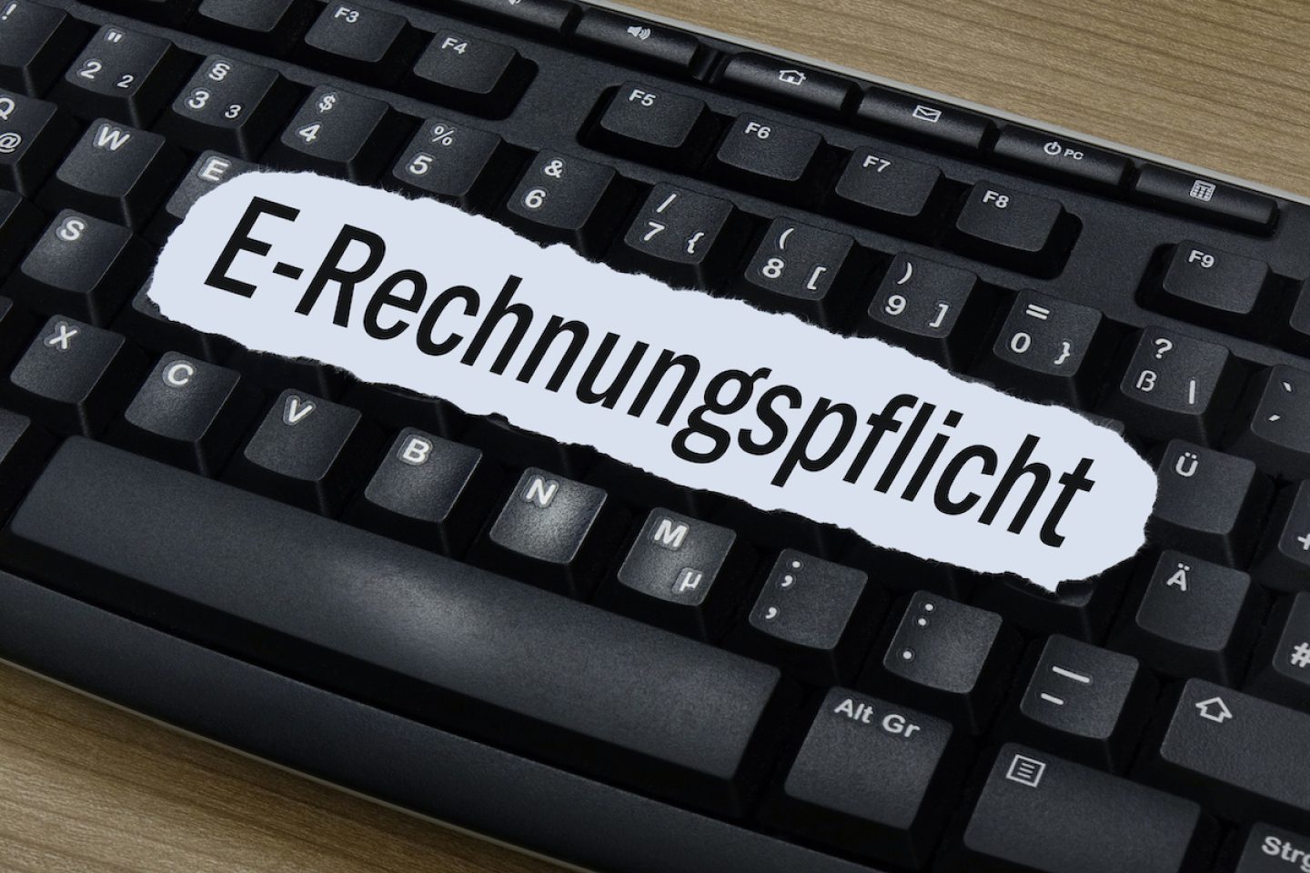 E-Rechnungen: Deutsche Firmen in der Digitalisierungsklemme!