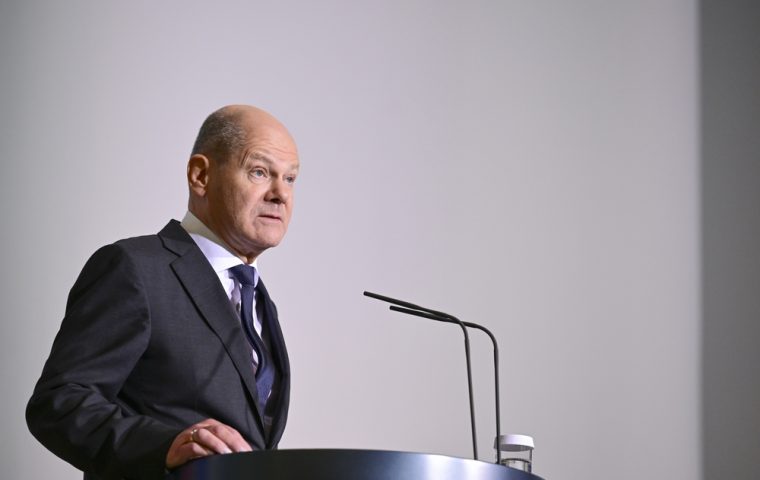 Kanzlerkrise: Scholz beantragt Vertrauensfrage im Bundestag