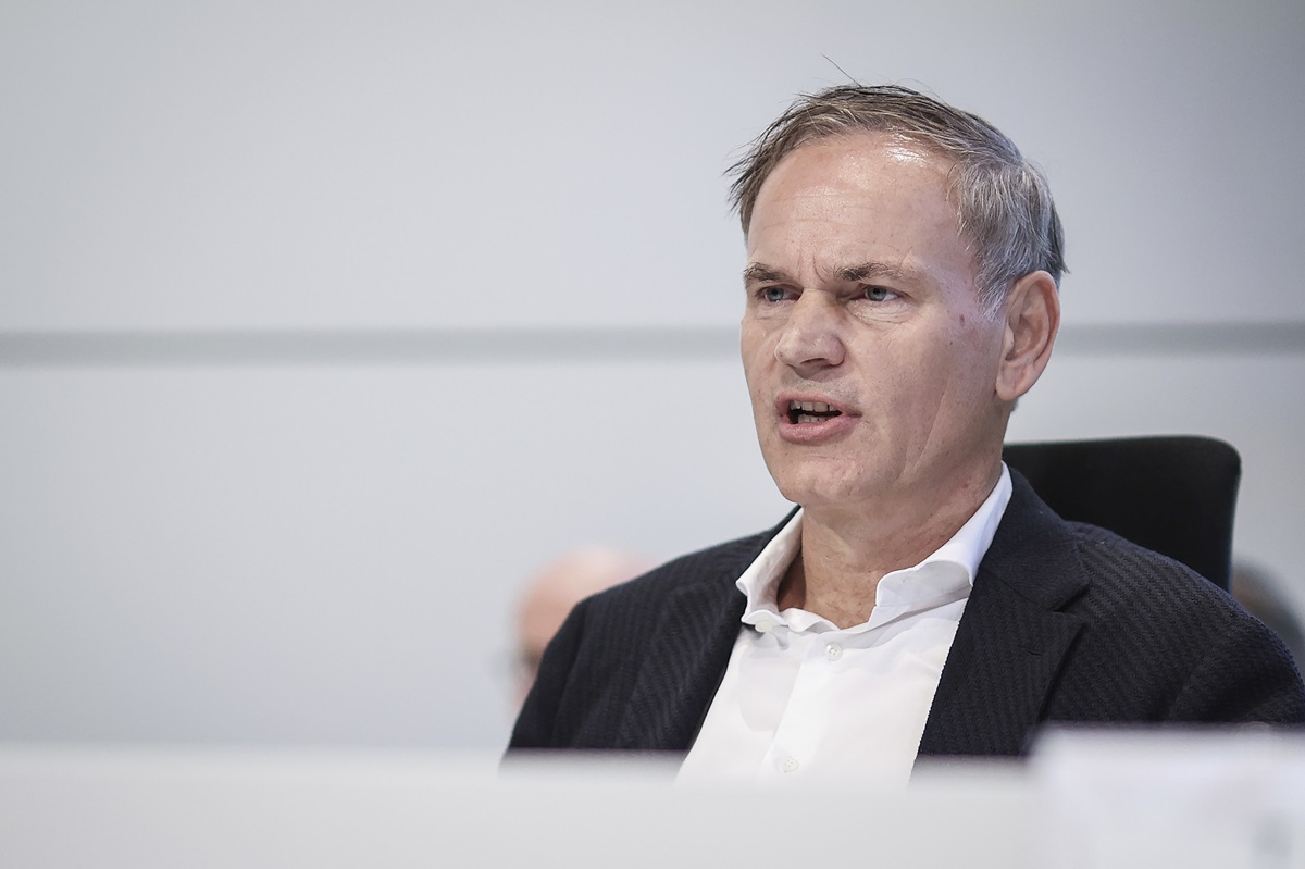 DAX-Chefs-kassieren-ab-Millionengeh-lter-steigen-um-10-Prozent-trotz-Wirtschaftsflaute