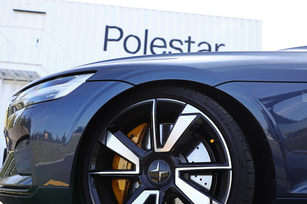 Polestars-berraschungscoup-Tesla-im-Visier-Produktion-in-Europa-geplant-